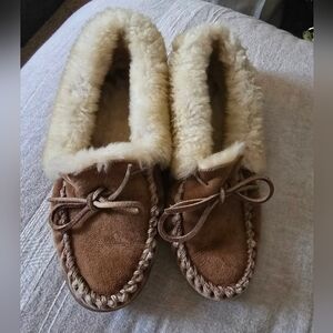 L.L.Bean Women's Wicked Good Moccasin Shearling Lined Slippers With Rubber Sole